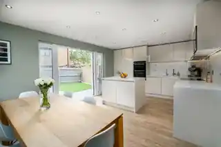 15 Parchment Close, photo 2