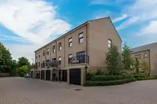 15 Parchment Close, photo 3