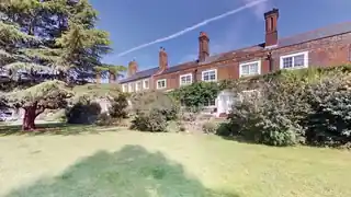 15, Rosemary Cottages, Rosemary Gardens, photo 2