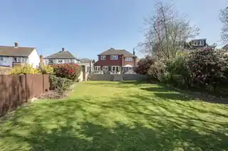 15 Shaw Crescent, photo 2
