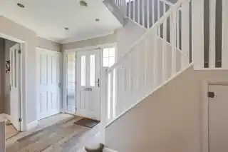 15 Shaw Crescent, photo 3