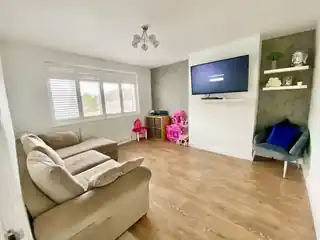 15 South View Close, photo 3