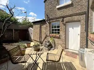 15 Stoke Place, photo 3