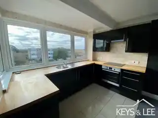 15 Winston Close, photo 2