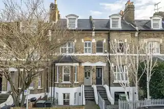 15 Wisteria Road, photo 4