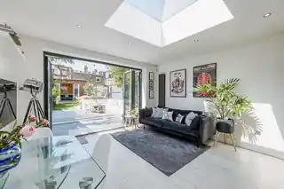 151 Darwin Road, photo 2