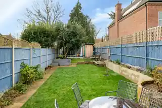 151 Latchmere Lane, photo 3