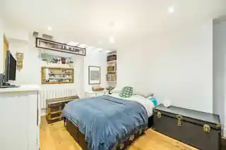 151A York Way, photo 2
