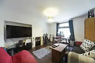 152 Canterbury Road, photo 3