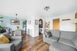 153 Sterling Gardens, photo 4