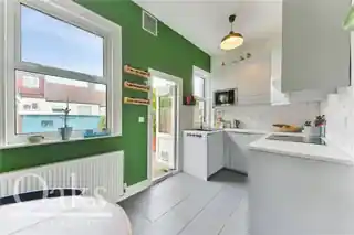 153 Tylecroft Road, photo 3