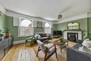 153A High Street, photo 2