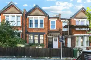 154 Herne Hill Road, photo 2