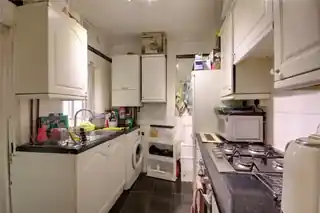 155 Scotland Green Road, photo 4