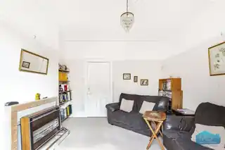 155 Station Road, photo 3