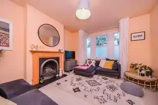 155 Villiers Road, photo 3