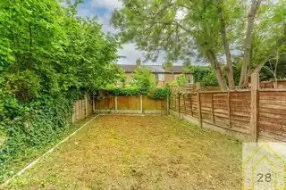 156 Windsor Road, photo 2
