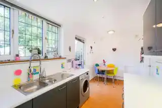 157 Baron Road, photo 4