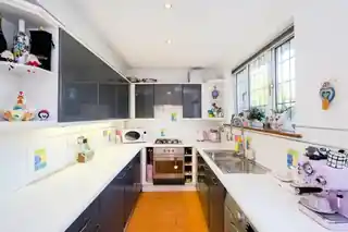 157 Baron Road, photo 3