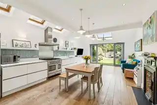 157 Clonmore Street, photo 3
