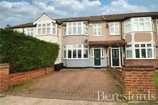 158 Amery Gardens, photo 3