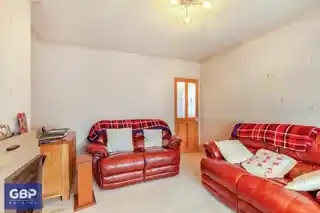 159 Victoria Road, photo 3