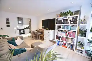 159 Wooldridge Close, photo 4