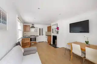 15A Garfield Road, photo 2