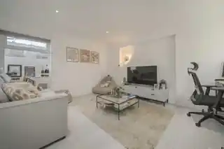15A Grange Park, photo 2