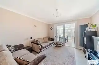 15A Imperial Drive, photo 2