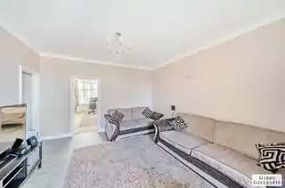 15A Imperial Drive, photo 3