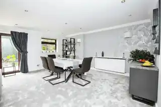 15B Alexandra Road, photo 2