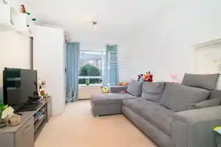 16, Brooklands Court, Surbiton Road, photo 2