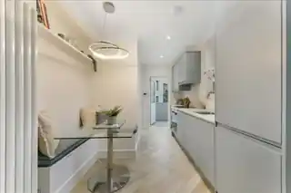 16 Burlington Gardens, photo 4