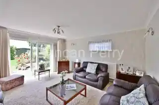 16 Carson Road, photo 2