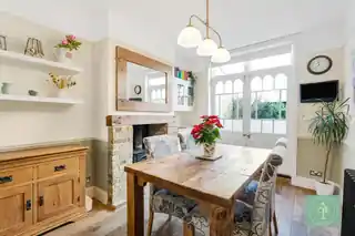16 Cedars Road, photo 4