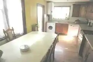 16 Compton Avenue, photo 3