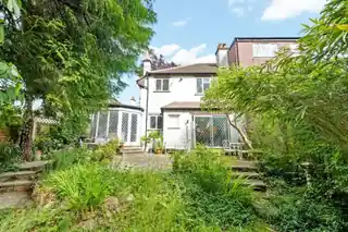 16 Court Hill, photo 4
