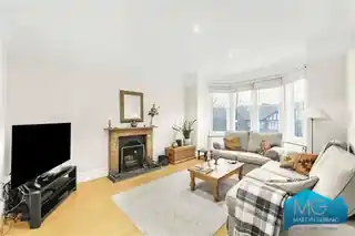16 Cranley Gardens, photo 2