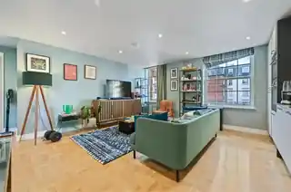 16, Garland Court, Lisgar Terrace, photo 3