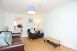 16 Hither Farm Road, photo 4