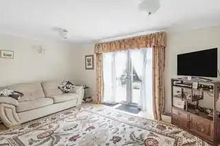 16 Kensington Close, photo 4