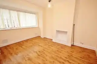 16 Kitchener Road, photo 4
