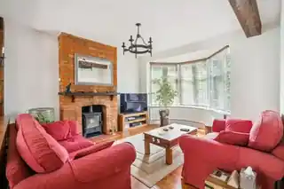 16 Lyncroft Avenue, photo 3