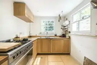 16 Malvern Road, photo 4