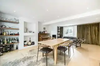 16 Malvern Road, photo 3