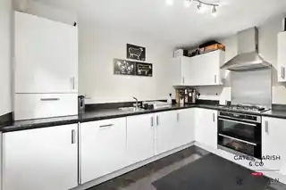 16 Mellowes Road, photo 4