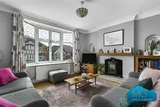 16 Milton Avenue, photo 2