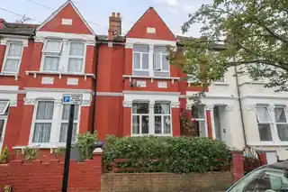 16 Pine Road, photo 2