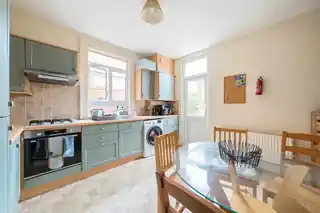 16 Pine Road, photo 3